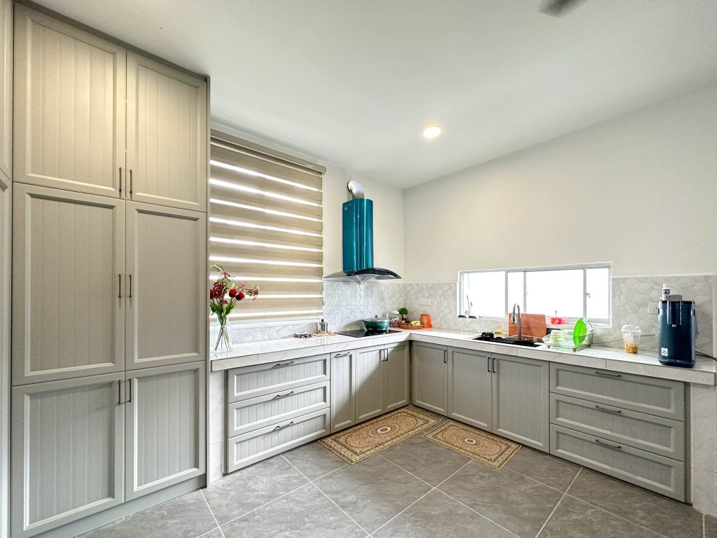 Aluminium Kitchen Cabinets