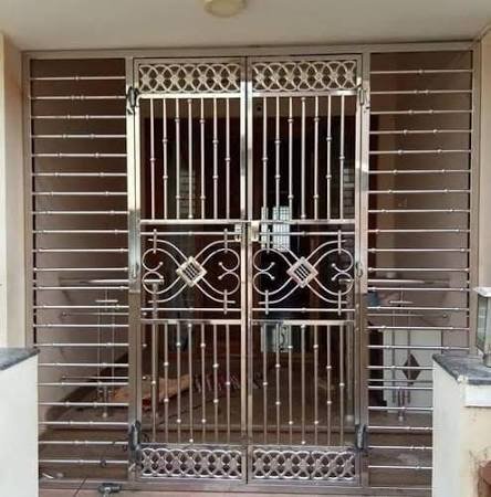 Steel Gates & Grills